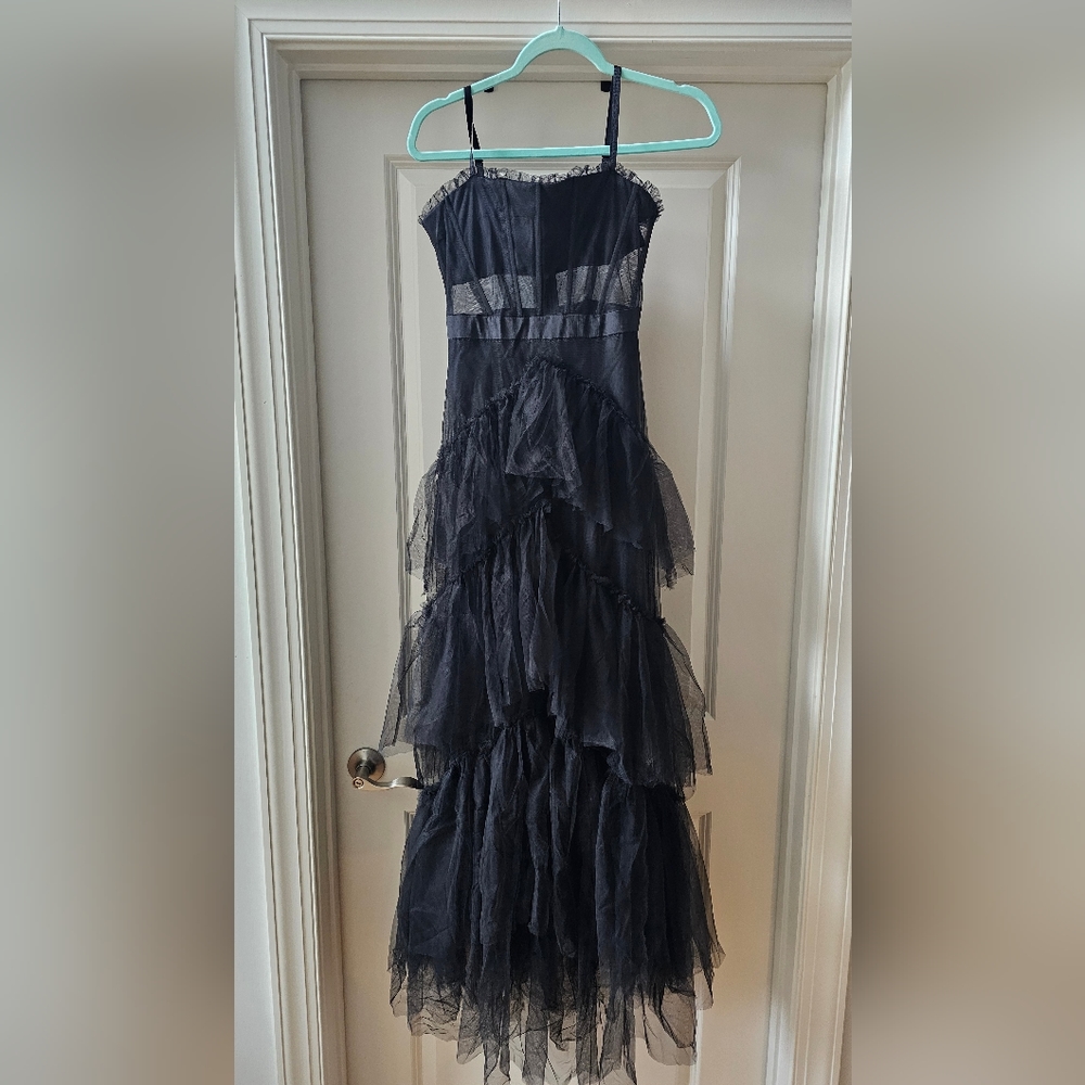 Elegant Black Tulle Ruffle Dress with Boning and Adjustable Spaghetti Straps,